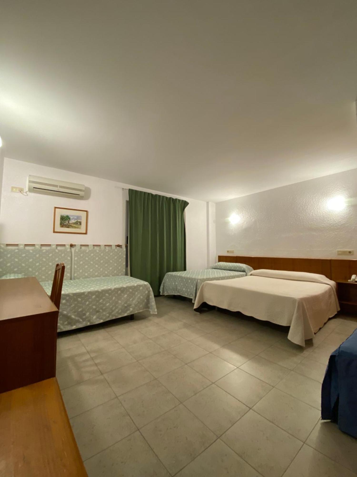 Hostal Blayet Valencia Ngoại thất bức ảnh