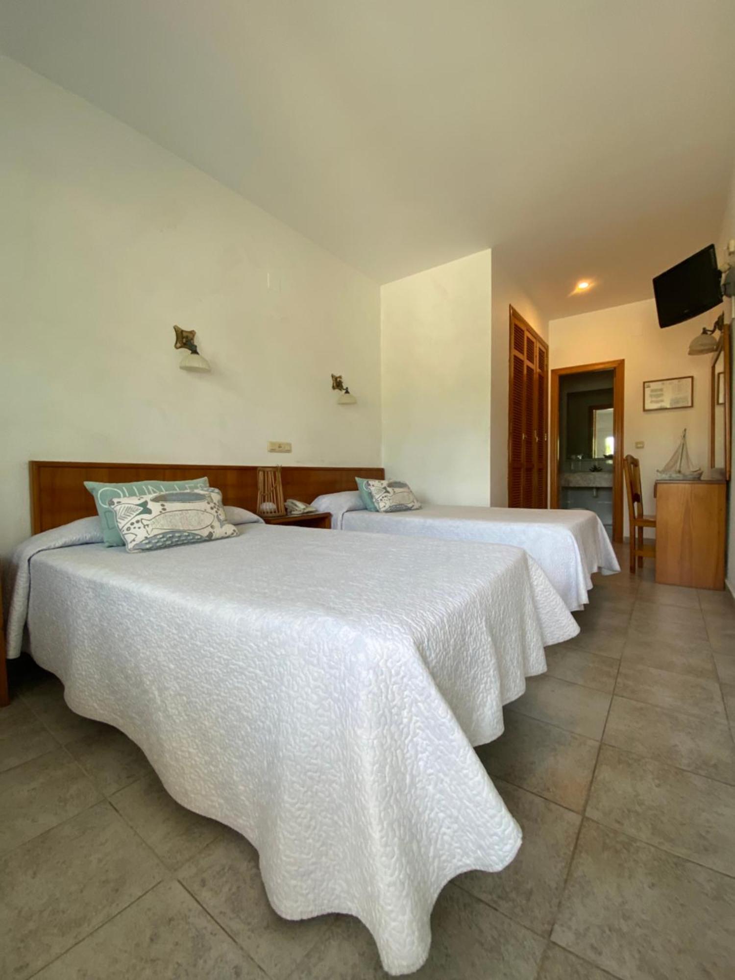 Hostal Blayet Valencia Ngoại thất bức ảnh