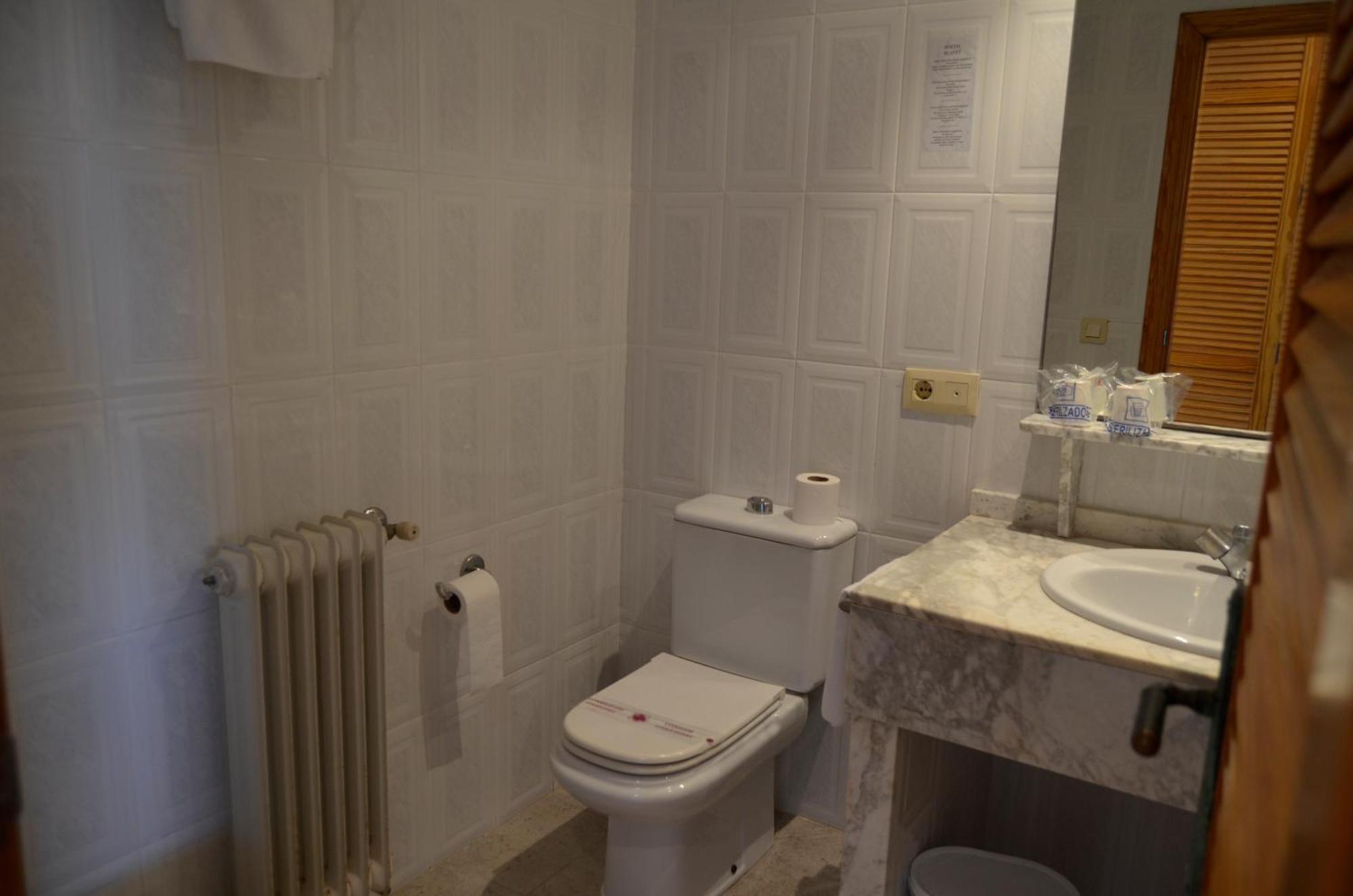 Hostal Blayet Valencia Ngoại thất bức ảnh