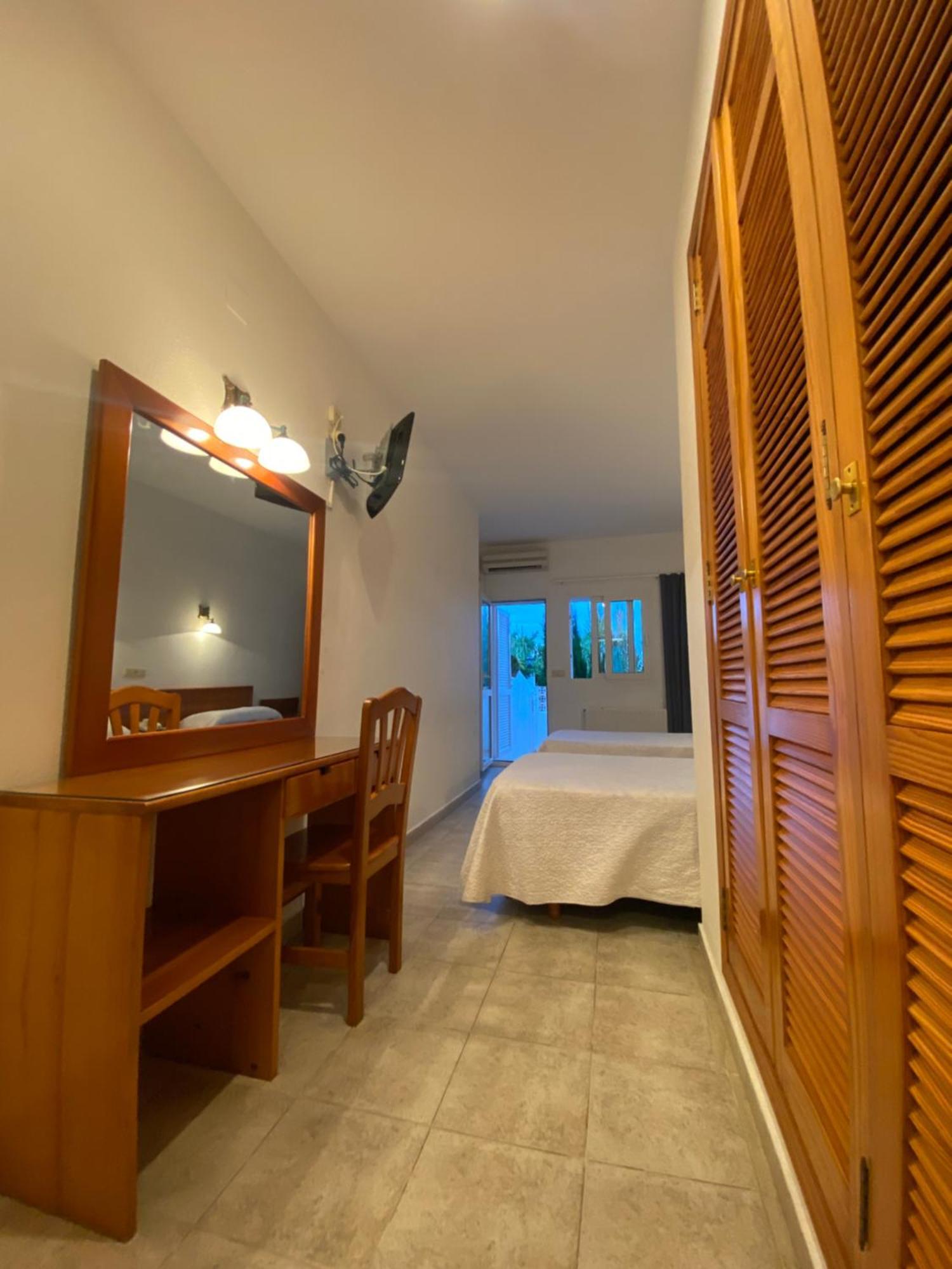 Hostal Blayet Valencia Ngoại thất bức ảnh